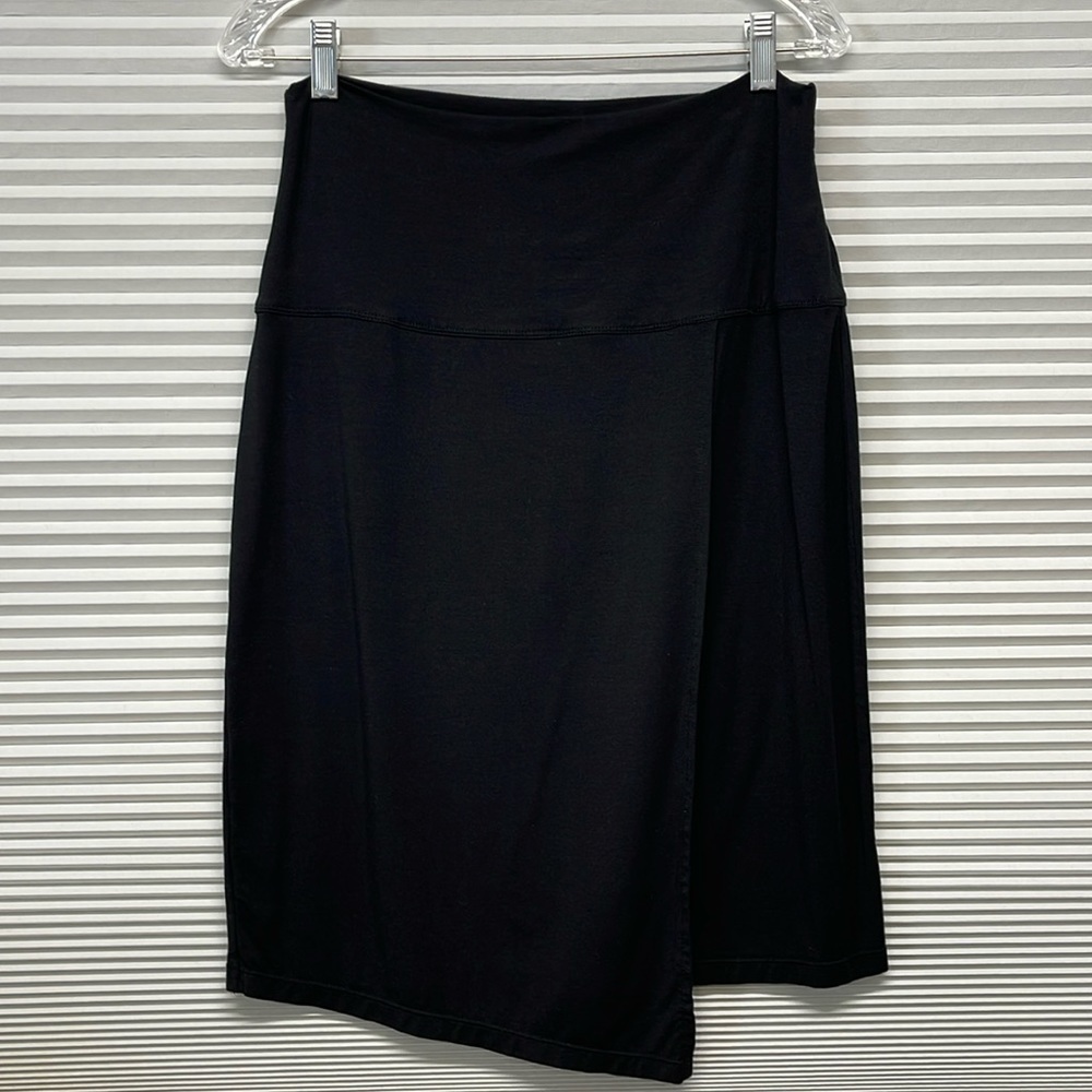 Athleta Black Seaside Fold Over Faux Wrap Assymetrical Hem Pull On Skirt - Picture 2 of 6